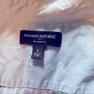 Banana Republic sleeveless button down